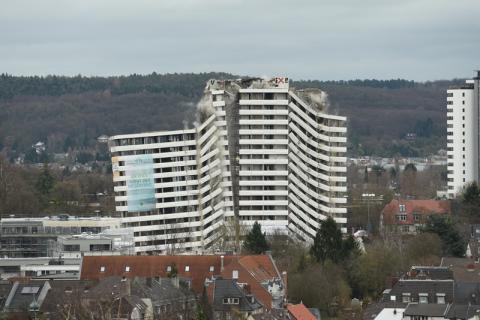 Sprengung des Bonn-Centers am 19.3.2017 vom Venusberg aus gesehen